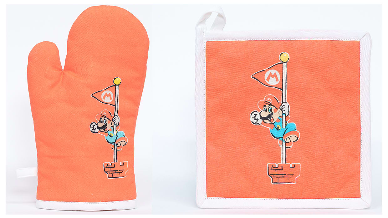 Super Mario™ Home Collection - Hot Pad and Oven Mitt Set (Mario) 1